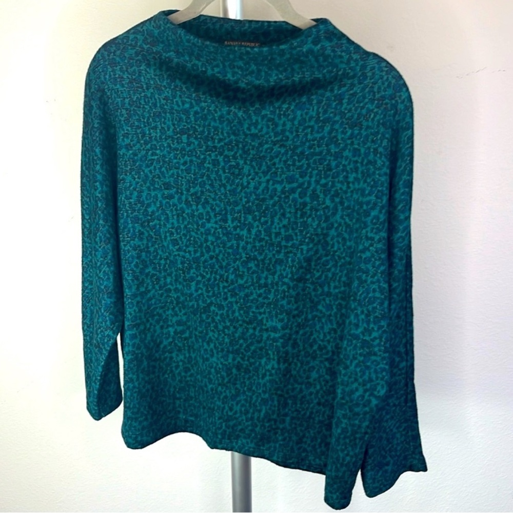 Banana Republic Teal Animal Print Sweater XS Petite